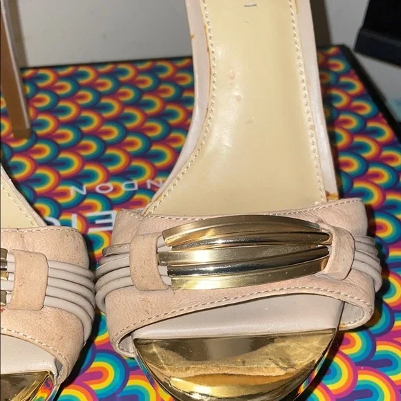 Gianni Bini Women's Tan Heels - Picture 7 of 8